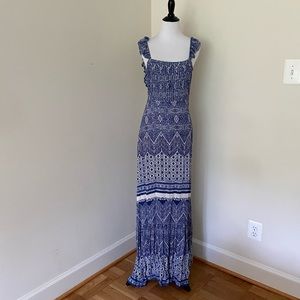 NWT Auguste the Label x Revolve Blue White Printed Maxi Dress – Size 8
